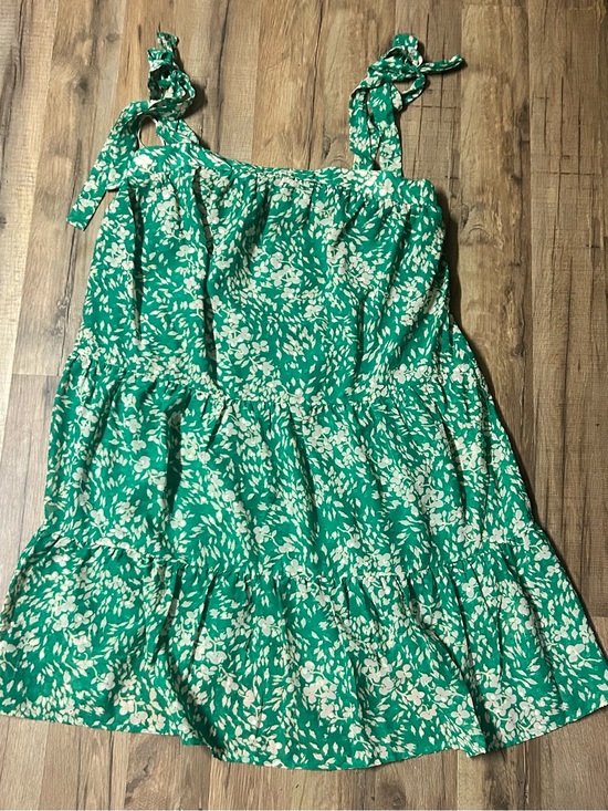 Gigio Dresses & Skirts - Gigio Sleeveless Green Bow Tied Sleeves Loose Tired Flowing Midi Preppy Dress L